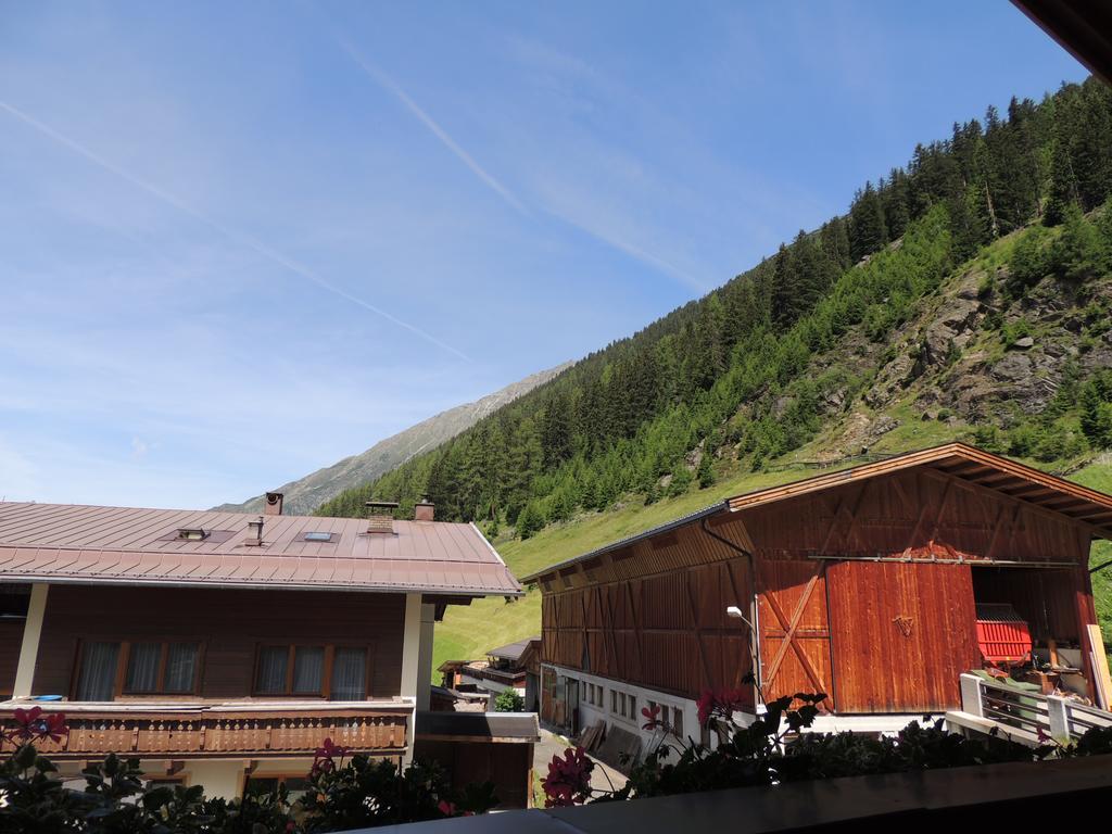 Pension Winnebach Langenfeld Exterior photo